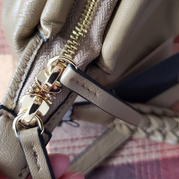 Massimo Dutti studio sheep skin bag - Picture 7 of 9